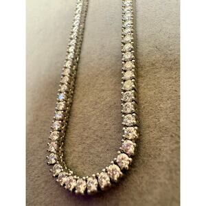 NWT 18 karat moissanite 22 inch 2 mm 925 silver tennis chain.